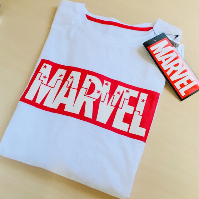 MARVEL(マーベル)のきりさま専用ページMARVEL Tシャツ  レディースサイズ LL レディースのトップス(Tシャツ(半袖/袖なし))の商品写真