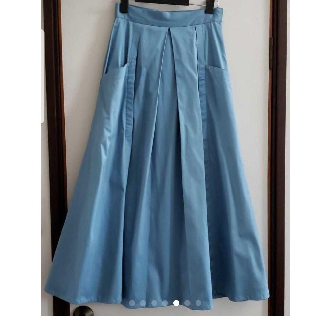 moussy(マウジー)のmoussy TUCK FLARE SKIRT　ロングフレアースカート　(ブルー レディースのスカート(ロングスカート)の商品写真