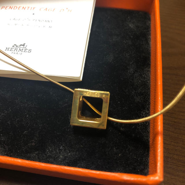 Hermes ネックレス ゴールドの通販 by M1331's shop|エルメスならラクマ - エルメス キューブ 大特価低価
