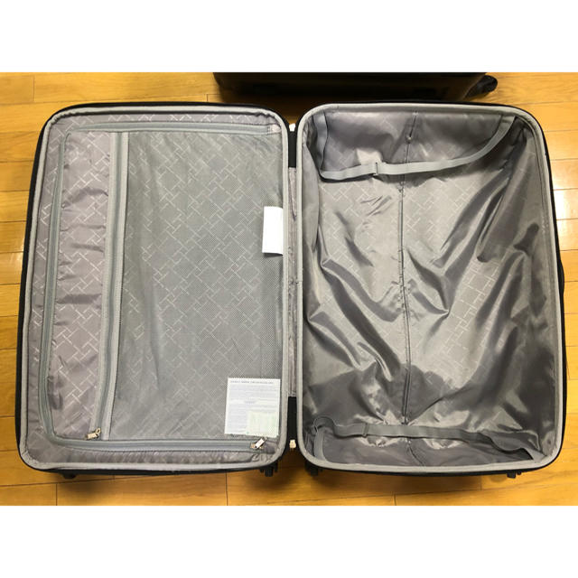 【1回使用】Samsonite スーツケース黒。80x53x35cm