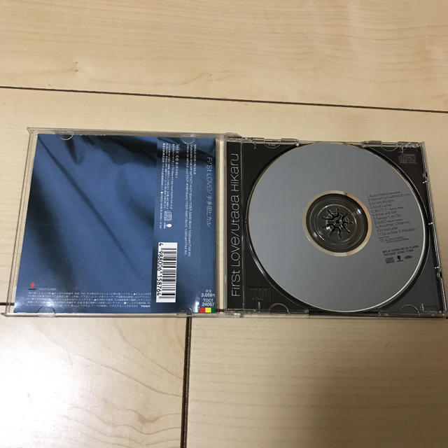 First Love 宇多田ヒカル エンタメ/ホビーのCD(ポップス/ロック(邦楽))の商品写真