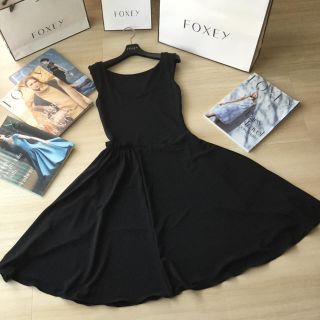 フォクシー(FOXEY)の♡FOXEY NEW One Piece スウィングフレアー♡(ひざ丈ワンピース)