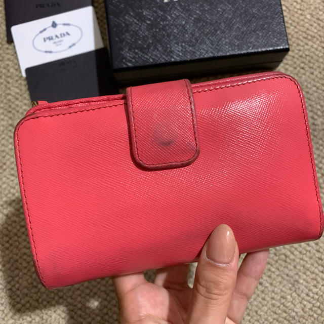 PRADA(プラダ)のPRADA 財布 レディースのファッション小物(財布)の商品写真