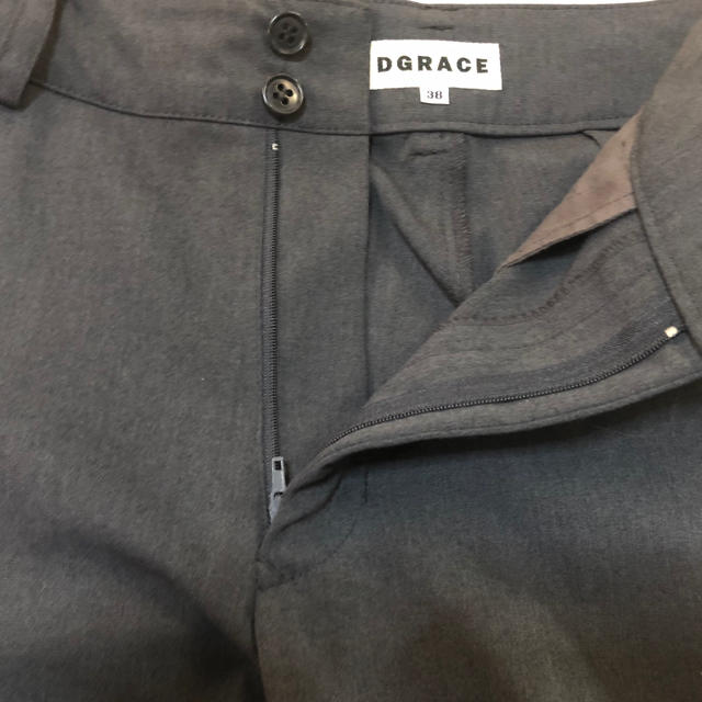 DGRACE(ディグレース)のDGRACE ストレートパンツ レディースのパンツ(カジュアルパンツ)の商品写真