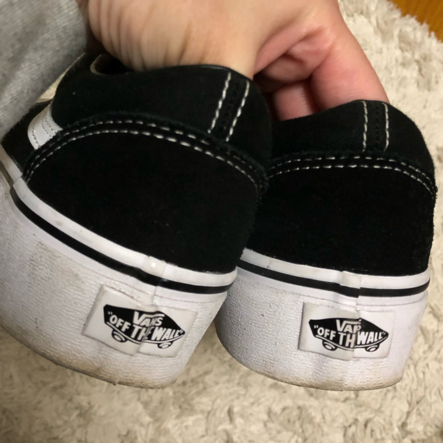 VANS(ヴァンズ)のvans オールドスクール　黒platform レディースの靴/シューズ(スニーカー)の商品写真