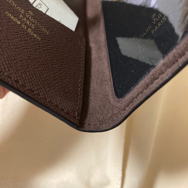 LOUIS VUITTON(ルイヴィトン)のLOUIS VUITTON iPhone CASE レディースのファッション小物(その他)の商品写真