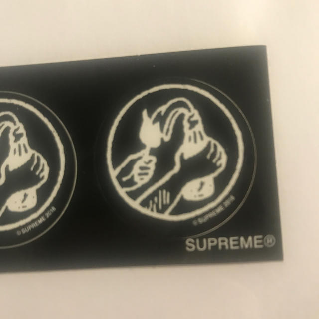 Supreme(シュプリーム)のsupreme シール ステッカー 自動車/バイクのバイク(ステッカー)の商品写真