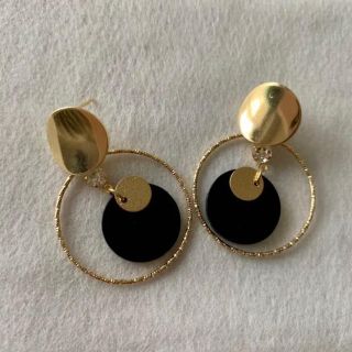 ピアス(ピアス)