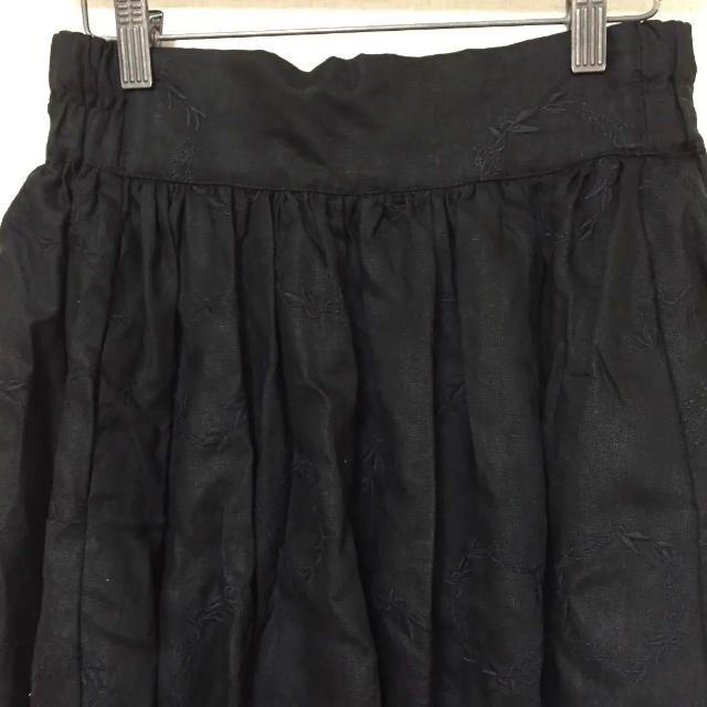 SM2(サマンサモスモス)のTSUHARU 刺繍リネンスカート レディースのスカート(ひざ丈スカート)の商品写真