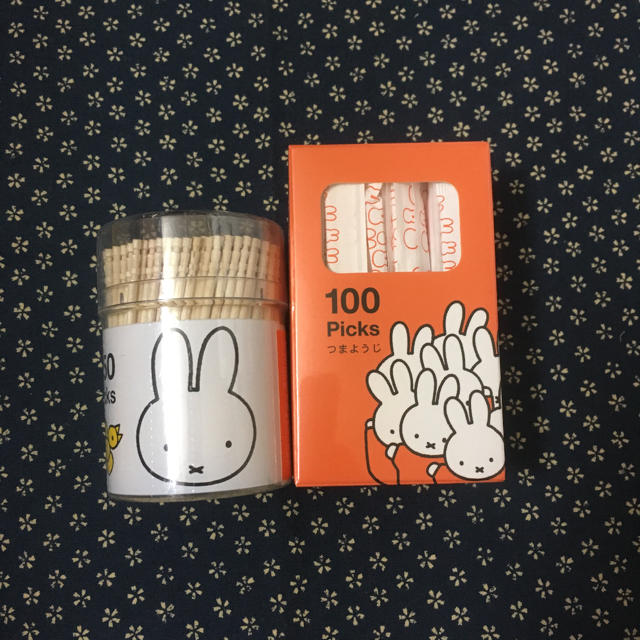 ダイソー ミッフィー 爪楊枝 インテリア/住まい/日用品のキッチン/食器(弁当用品)の商品写真