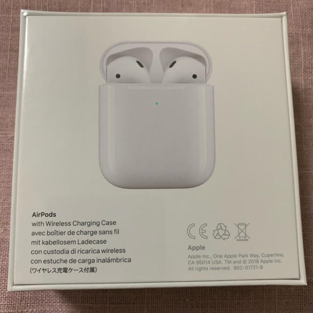 Apple(アップル)のAir Pods ワイヤレス充電モデル　第2世代 スマホ/家電/カメラのオーディオ機器(ヘッドフォン/イヤフォン)の商品写真