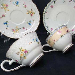 ノリタケ(Noritake)のノリタケ カップ&ソーサー 未使用 ２客 です。(食器)