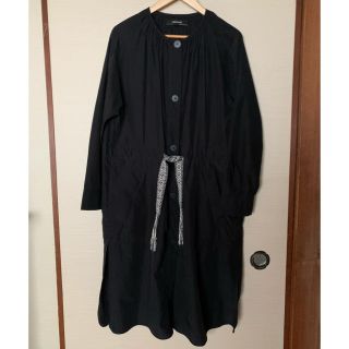 ザラ(ZARA)のZARA  ノーカラーポリエステルコート(ロングコート)