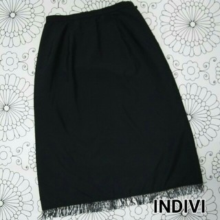 インディヴィ(INDIVI)のINDIVI タイトスカート 裾ビジュー(ロングスカート)