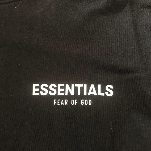 FEAR OF GOD(フィアオブゴッド)のFOG essentials ロンT メンズのトップス(Tシャツ/カットソー(七分/長袖))の商品写真