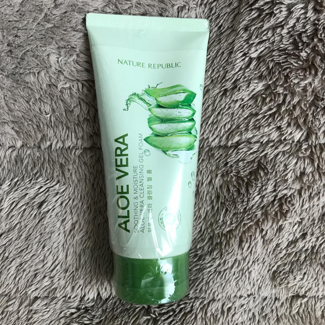 NATURE REPUBLIC(ネイチャーリパブリック)のALOE VERA 洗顔フォーム コスメ/美容のスキンケア/基礎化粧品(洗顔料)の商品写真