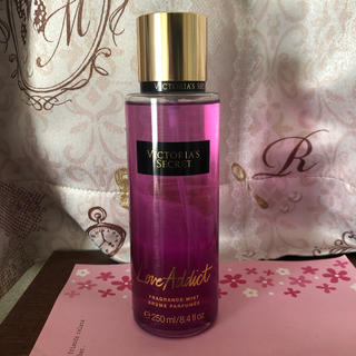 ヴィクトリアシークレット フレグランスミスト ラブアディクト 250ml フレグランスミスト｜victoria\u0027s secret (ヴィクトリアズシークレット