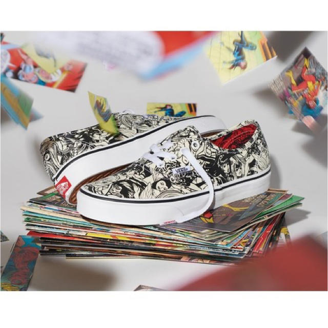 VANS(ヴァンズ)のラスト1足　新品　バンズ  マーベル　オーセンティック　コラボ　MARVEL メンズの靴/シューズ(スニーカー)の商品写真