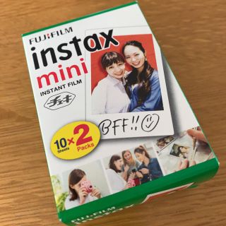 フジフイルム(富士フイルム)のチェキフィルム　instax mini(フィルムカメラ)