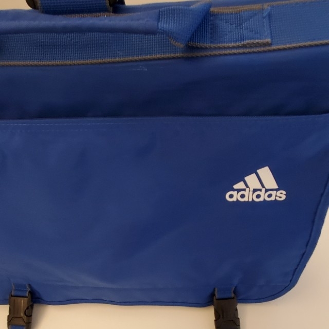 adidas(アディダス)のアディダス　スクールバッグ キッズ/ベビー/マタニティのこども用バッグ(レッスンバッグ)の商品写真