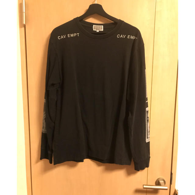 BEAUTY&YOUTH UNITED ARROWS(ビューティアンドユースユナイテッドアローズ)の送料込　c.e cavempt  グラフィックロングTシャツ　L メンズのトップス(Tシャツ/カットソー(七分/長袖))の商品写真