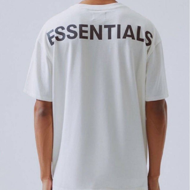 FEAR OF GOD(フィアオブゴッド)のfog essentials メンズのトップス(Tシャツ/カットソー(半袖/袖なし))の商品写真