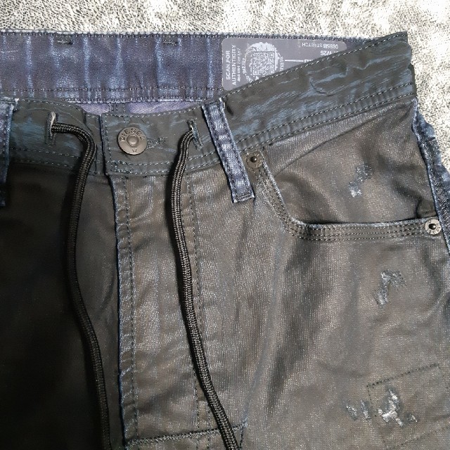 DIESEL(ディーゼル)のDIESEL jogg jeans NARROT 0685B 2018 メンズのパンツ(デニム/ジーンズ)の商品写真