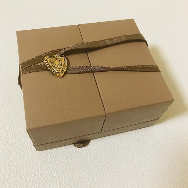 agete(アガット)のagate アガット　茶色　ブラウン　指輪　リング用　空箱　BOX ケース レディースのバッグ(ショップ袋)の商品写真