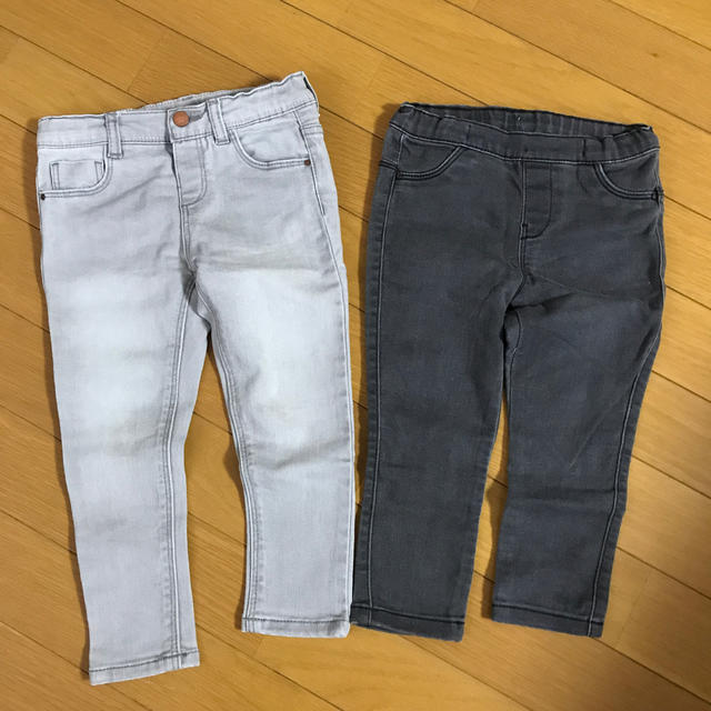 ZARA KIDS(ザラキッズ)のZARA デニム スキニー 95 98 ベビー 2本セット キッズ/ベビー/マタニティのキッズ服女の子用(90cm~)(パンツ/スパッツ)の商品写真