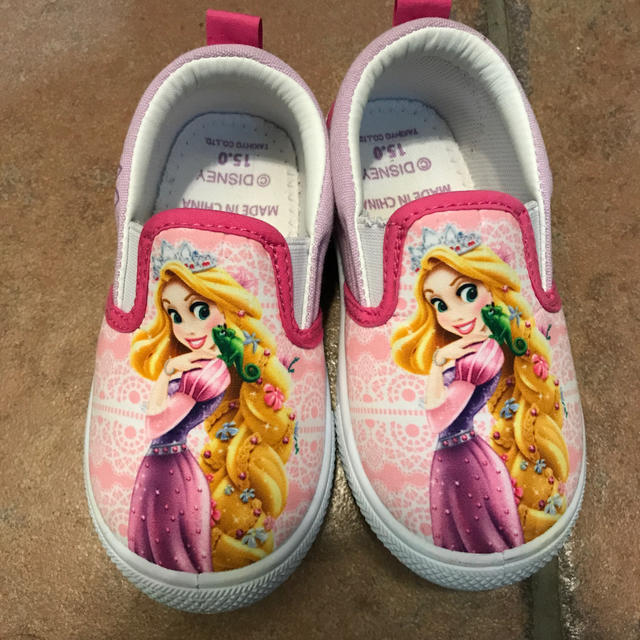 Disney(ディズニー)のラプンツェル🌺スリッポンシューズ キッズ/ベビー/マタニティのキッズ靴/シューズ(15cm~)(スリッポン)の商品写真