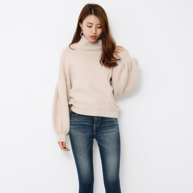 rienda(リエンダ)の★リエンダ最新作M／N Tuck Shoulder Knit TOP ベージュ★ レディースのトップス(ニット/セーター)の商品写真