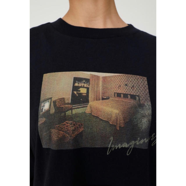 moussy(マウジー)のNIGHTS INN MOTEL LS Tシャツ レディースのトップス(Tシャツ(長袖/七分))の商品写真