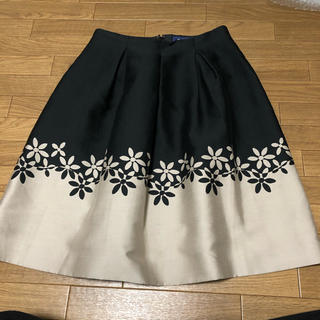 エムズグレイシー(M'S GRACY)のエムズグレイシー　タグ付きバイカラースカート　40(ひざ丈スカート)