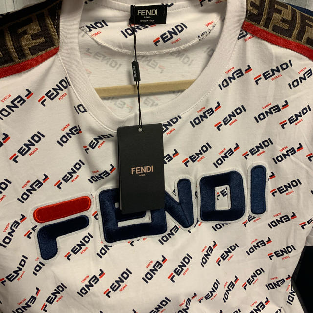 FENDI - FENDI FILA コラボ Tシャツの通販 by アフロ田中's shop ...