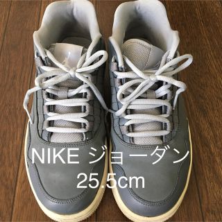 ナイキ(NIKE)のNIKE スニーカー　ジョーダン　メンズ　25.5㎝　グレー(スニーカー)