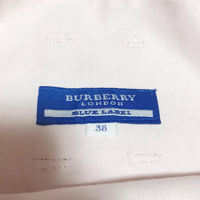 BURBERRY(バーバリー)の美品 BURBERRY フレアスカート レディースのスカート(ひざ丈スカート)の商品写真