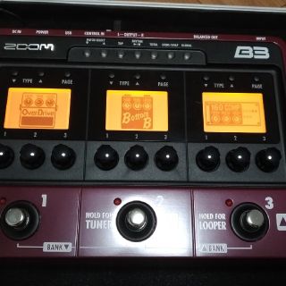 ズーム(Zoom)のZOOM B3 美品 ケース付き(ベースエフェクター)