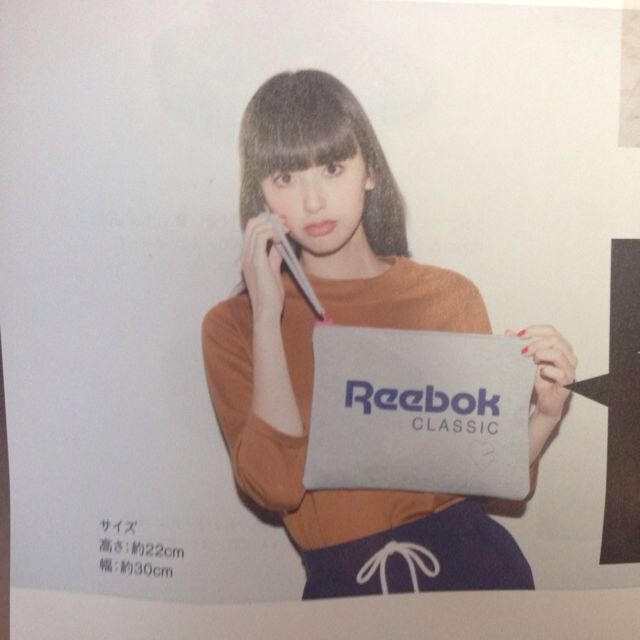 Reebok(リーボック)のmini付録♥︎リーボックポーチ♥︎ レディースのファッション小物(ポーチ)の商品写真