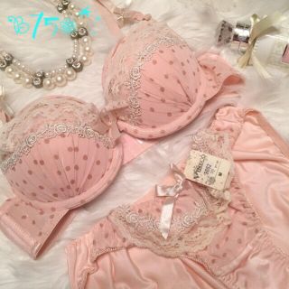 優しいピンク♡レース♡水玉のふんわりブラ＆ショーツセット(୨୧ᵕ̤ᴗᵕ̤)(ブラ&ショーツセット)