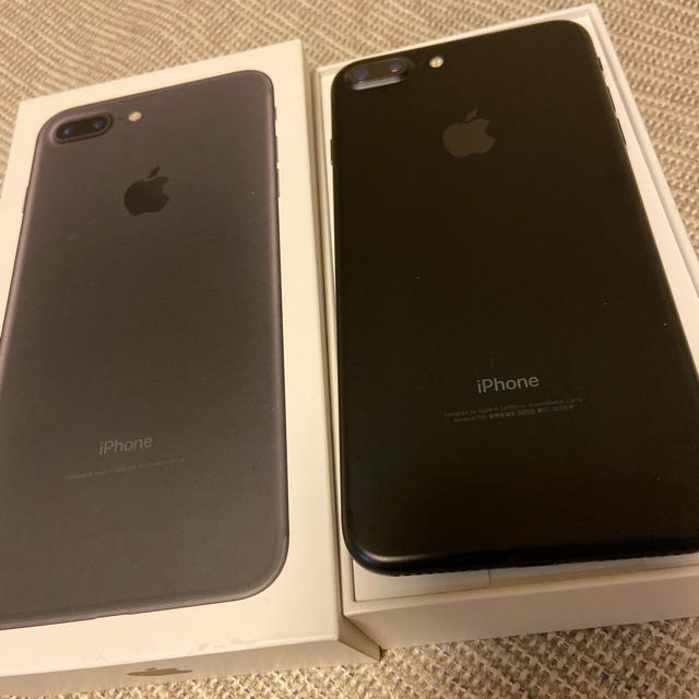 スマホ/家電/カメラiPhone 7 Plus Black 128 GB au 美品 sim解除済