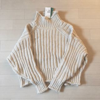 エイチアンドエム(H&M)のH&M リブニットタートルネックセーター(ニット/セーター)