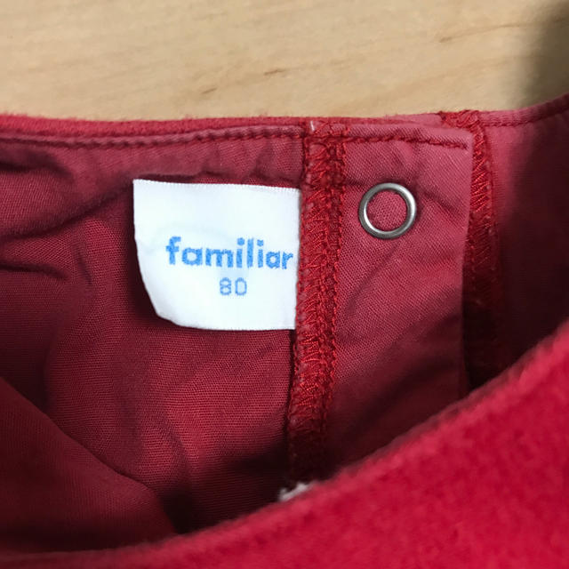 familiar(ファミリア)のファミリア  赤　ワンピース　80サイズ キッズ/ベビー/マタニティのベビー服(~85cm)(ワンピース)の商品写真