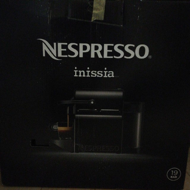 Nestle(ネスレ)の【新品・未使用】NESPRESSO　inissia　C40BK スマホ/家電/カメラの調理家電(コーヒーメーカー)の商品写真