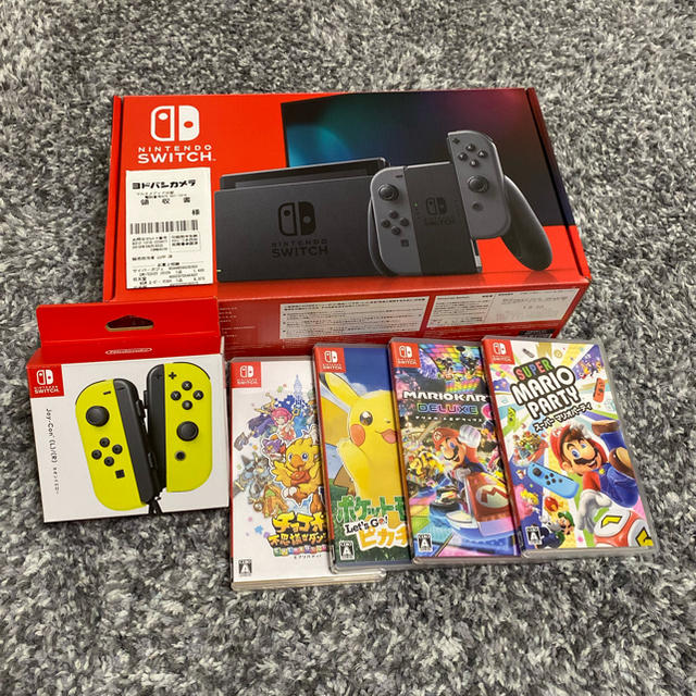 Nintendo Switch(ニンテンドースイッチ)の新型 Nintendo Switch 超お得セット エンタメ/ホビーのゲームソフト/ゲーム機本体(家庭用ゲーム機本体)の商品写真