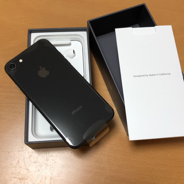 Apple - iPhone8 SIMフリー 新品の通販 by あいしゃす's shop｜アップルならラクマ