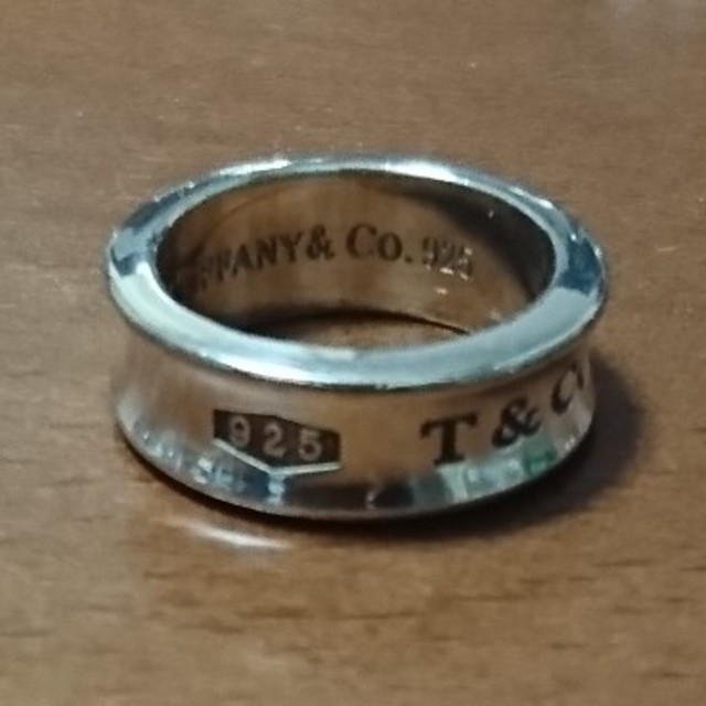 Tiffany & Co.(ティファニー)の最終値下げ  ティファニー シルバーリング 8号 レディースのアクセサリー(リング(指輪))の商品写真