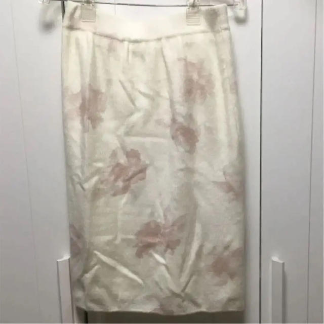 titty&co(ティティアンドコー)のニットタイトスカート レディースのスカート(ひざ丈スカート)の商品写真