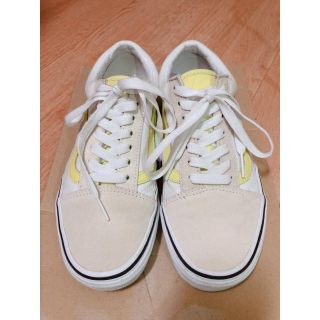 ヴァンズ(VANS)のVANS ホワイト ベージュ イエロー クリーム(スニーカー)