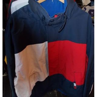 トミーヒルフィガー(TOMMY HILFIGER)の90ｓtommyhilfigerビッグフラッグロゴリバーシブルジャケット(その他)