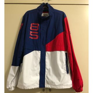 トミー(TOMMY)のTOMMY JEANS ジャケット(ナイロンジャケット)